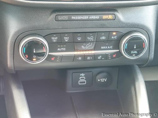 2025 Ford Escape ST-Line Select