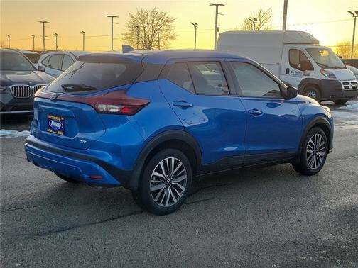 2023 Nissan Kicks SV