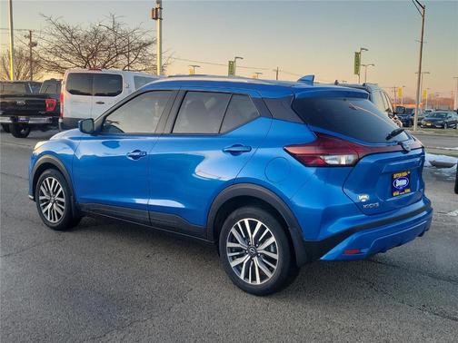 2023 Nissan Kicks SV