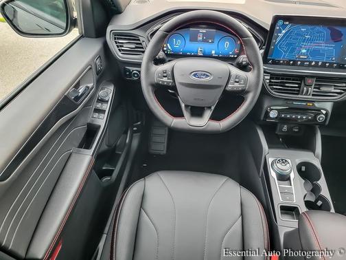2025 Ford Escape ST-Line Elite