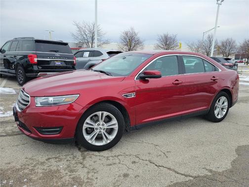 2018 Ford Taurus SEL