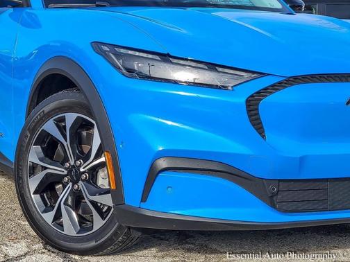 2024 Ford Mustang Mach-E Select