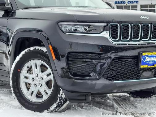 2024 Jeep Grand Cherokee Laredo