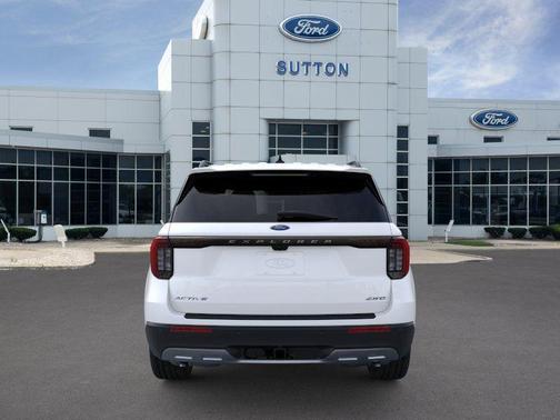 White Metallic 2026 Ford Explorer Active