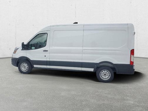 2026 Ford Transit-250 148 WB Medium Roof Cargo