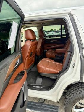 Crystal White Tri-Coat 2020 Cadillac Escalade Premium Luxury