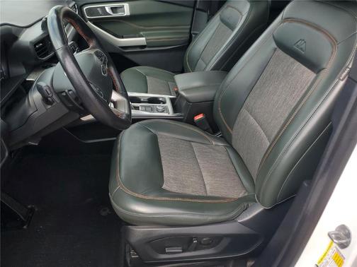 Star White 2022 Ford Explorer Timberline