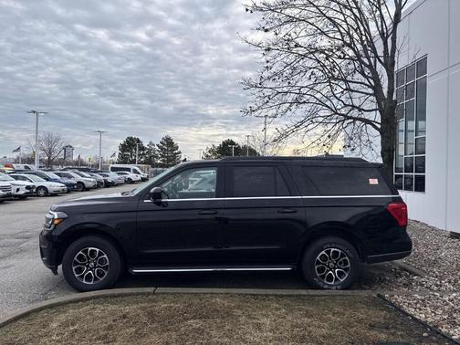 2023 Ford Expedition Max XLT