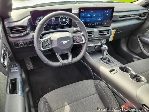 2025 Ford Mustang EcoBoost