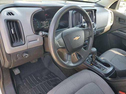 Summit White 2016 Chevrolet Colorado WT