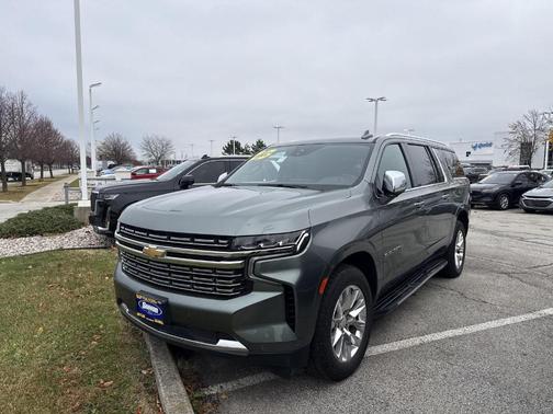 2023 Chevrolet Suburban Premier