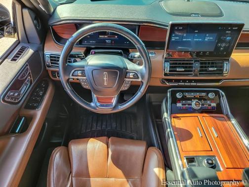 2022 Lincoln Navigator L Reserve