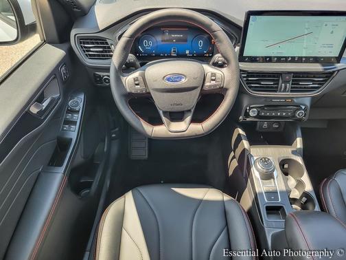 2025 Ford Escape ST-Line Elite