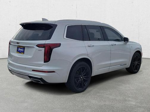 2021 Cadillac XT6 Premium Luxury FWD