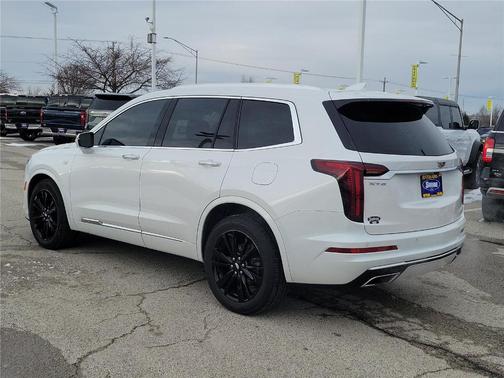 2021 Cadillac XT6 Premium Luxury FWD