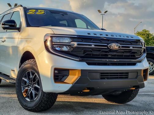 2025 Ford Expedition Tremor