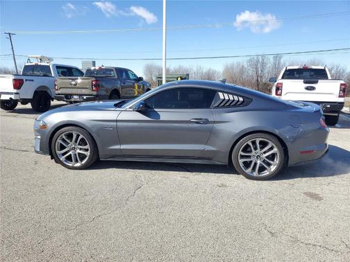 2022 Ford Mustang GT Premium