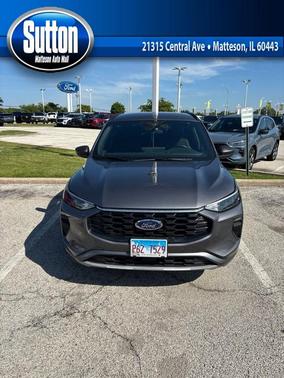 Gray Metallic 2023 Ford Escape ST-Line