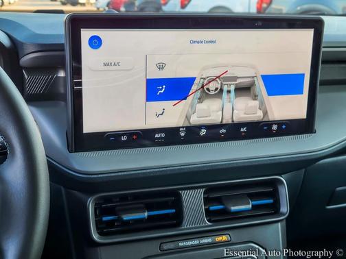 2025 Ford Maverick Lobo Standard