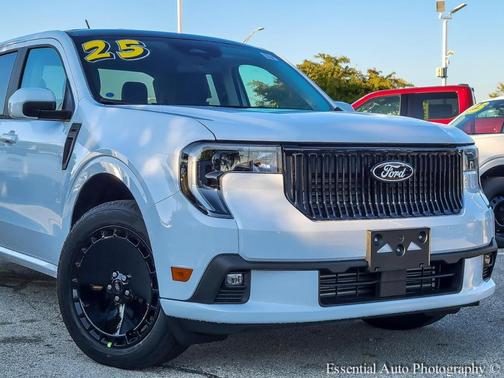 2025 Ford Maverick Lobo Standard