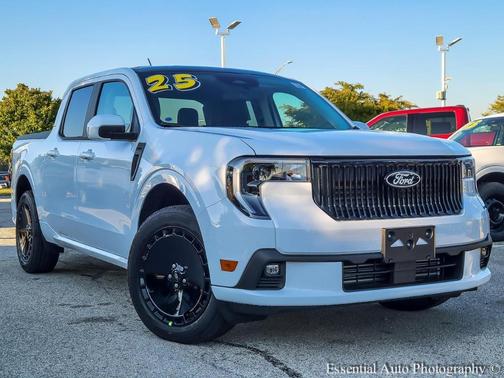 2025 Ford Maverick Lobo Standard