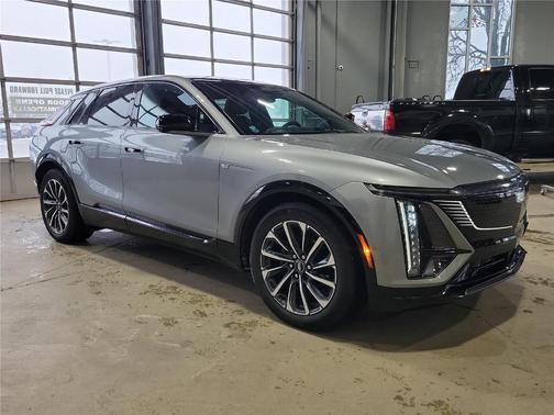 2024 Cadillac LYRIQ Sport