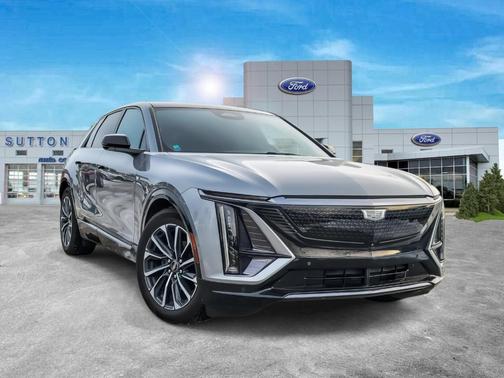 2024 Cadillac LYRIQ Sport