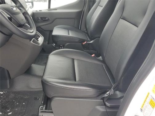 2026 Ford Transit-250 148 WB Medium Roof Cargo