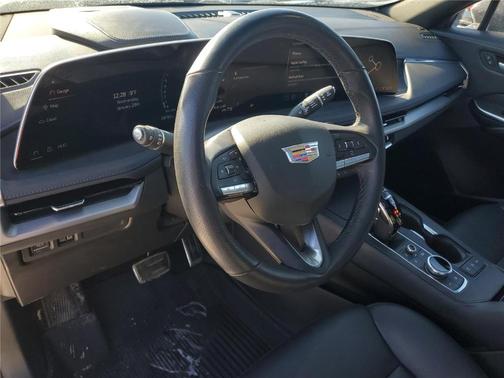 2025 Cadillac XT4 Sport