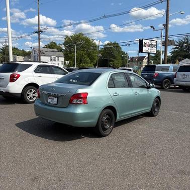 2007 Toyota Yaris Base