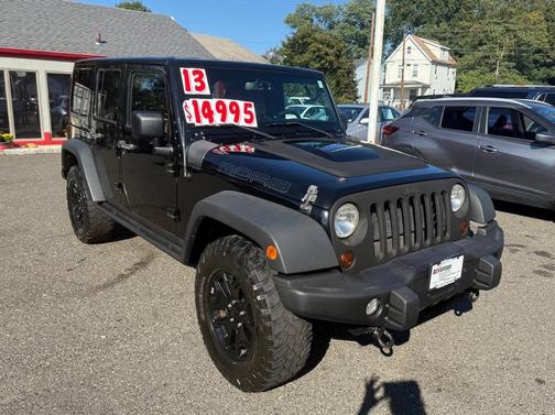 2013 Jeep Wrangler Unlimited Sahara