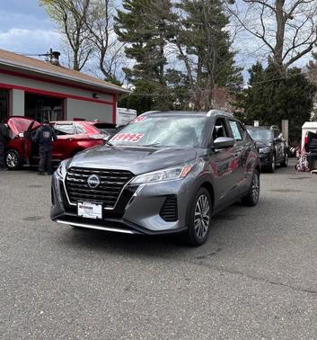 2024 Nissan Kicks SV