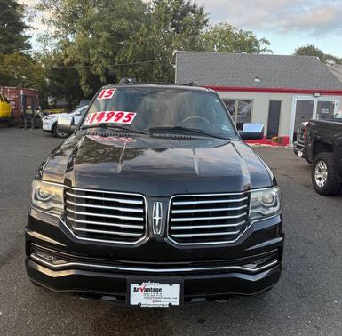2015 Lincoln Navigator Base