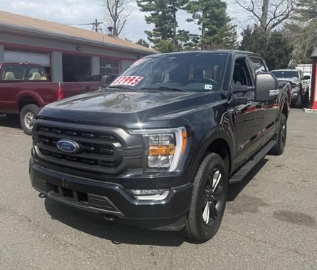 Black 2023 Ford F-150 XLT