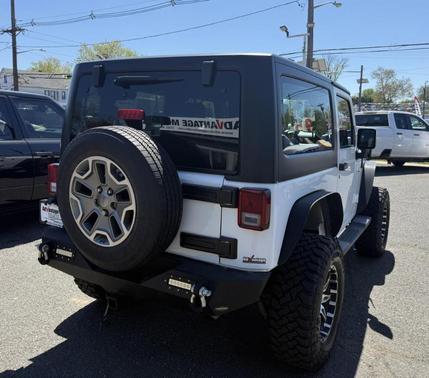 Bright White Clearcoat 2016 Jeep Wrangler Rubicon