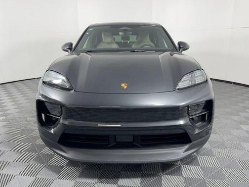 2025 Porsche Macan Electric