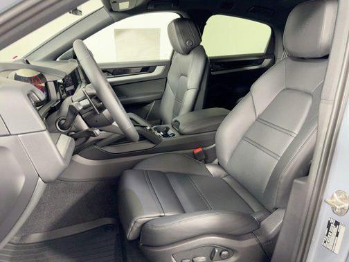 2026 Porsche Cayenne Coupe