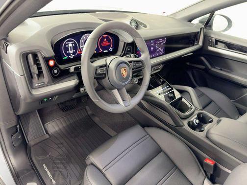 2026 Porsche Cayenne Coupe