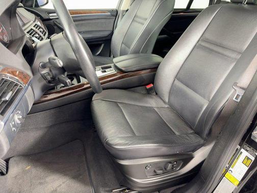 2010 BMW X5 xDrive30i