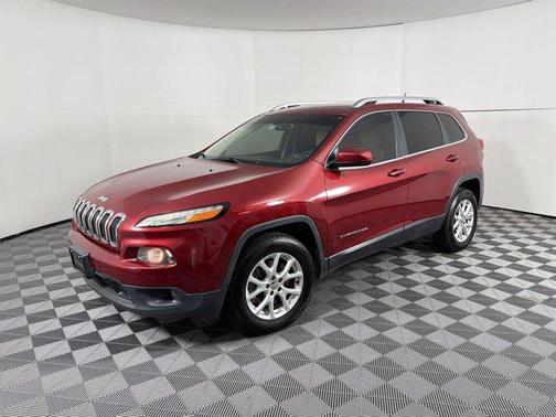 Deep Cherry Red Crystal Pearlcoat 2016 Jeep Cherokee Latitude