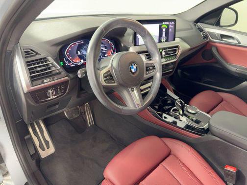 2023 BMW X4 xDrive30i