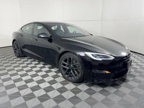 2022 Tesla Model S Plaid