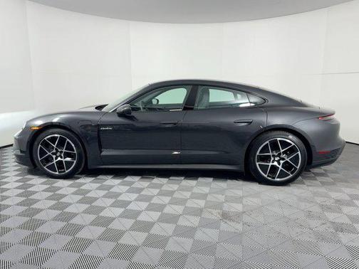 2025 Porsche Taycan RWD