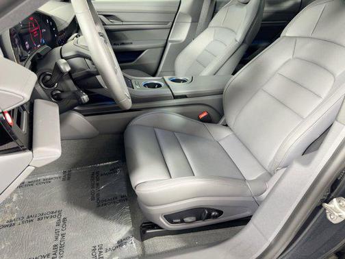 2025 Porsche Taycan RWD