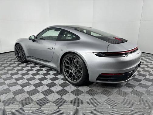 2024 Porsche 911 Carrera T