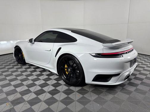 2021 Porsche 911 Turbo S
