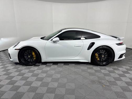 2021 Porsche 911 Turbo S