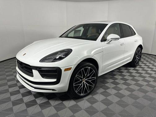 2025 Porsche Macan AWD