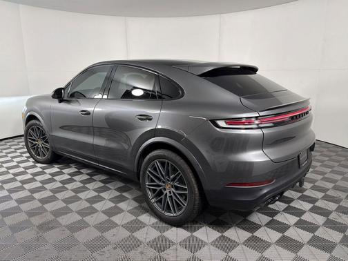 Quartzite Grey Metallic 2025 Porsche Cayenne Cayenne