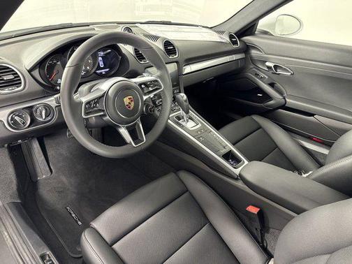 2024 Porsche 718 Cayman Style Edition